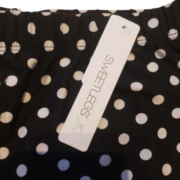 Sweetlegs black & white polka dot bike shorts NWT - Picture 4 of 10